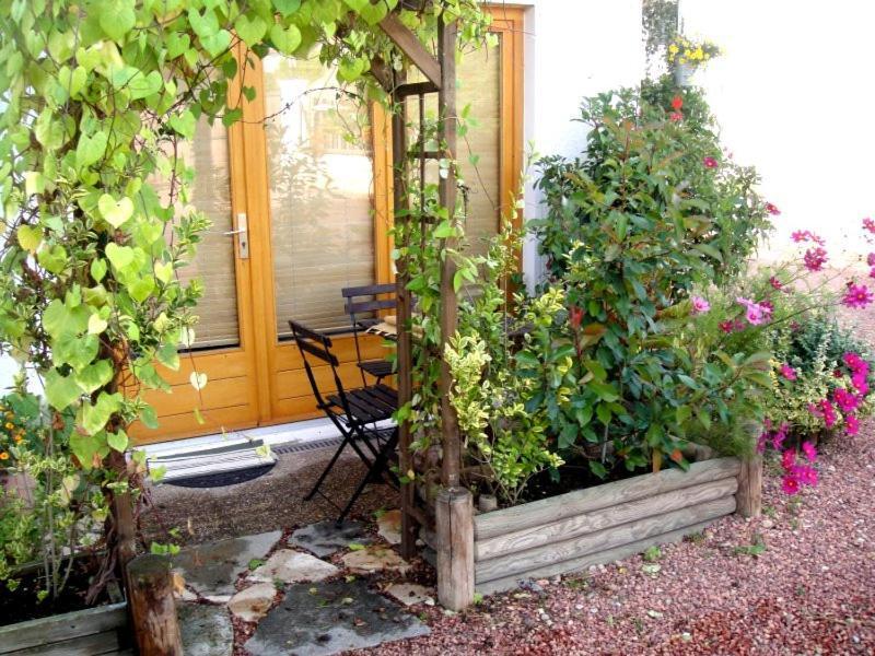 Le Chantemerle Climatise Apartment